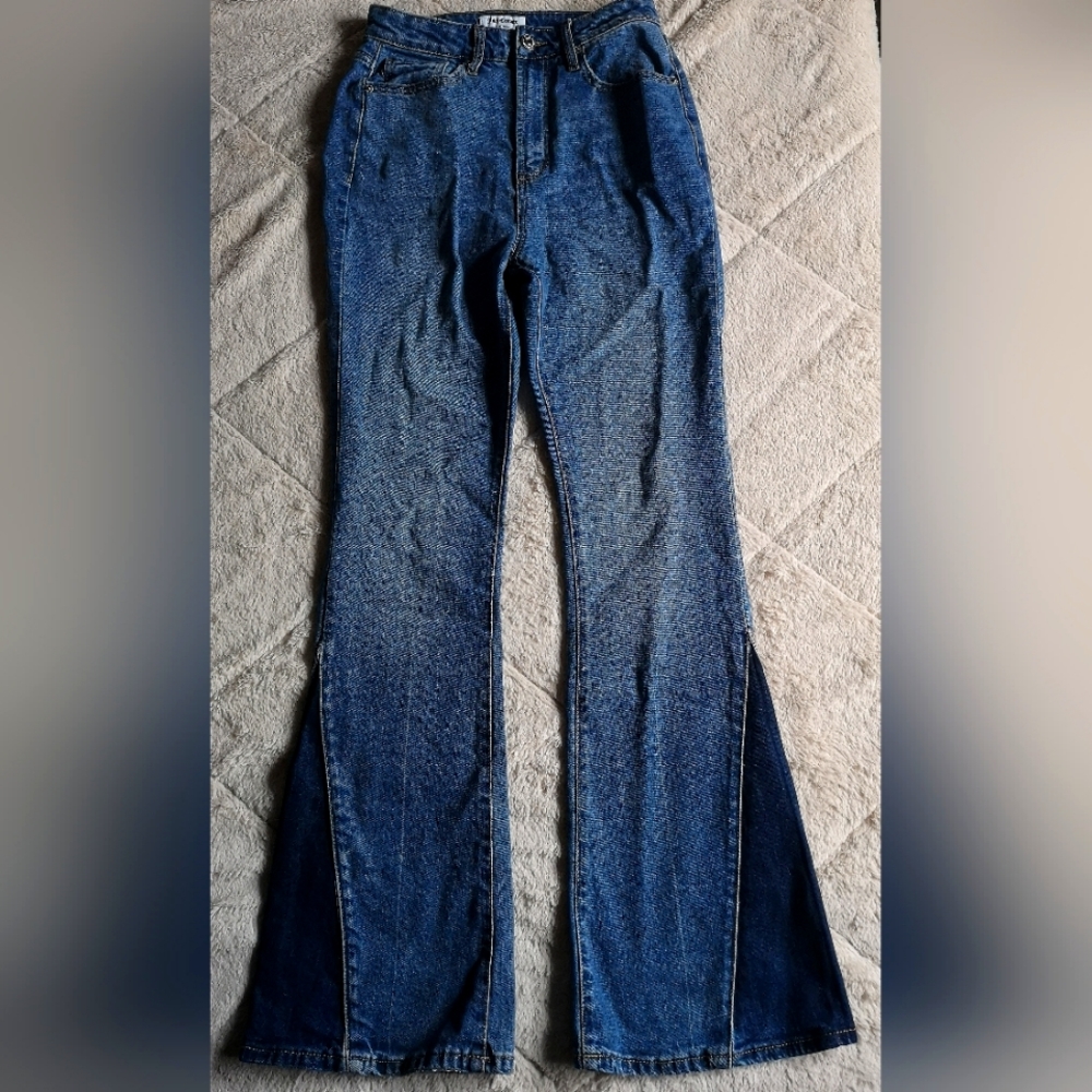 NWOT Juicy Couture Malibu jeans